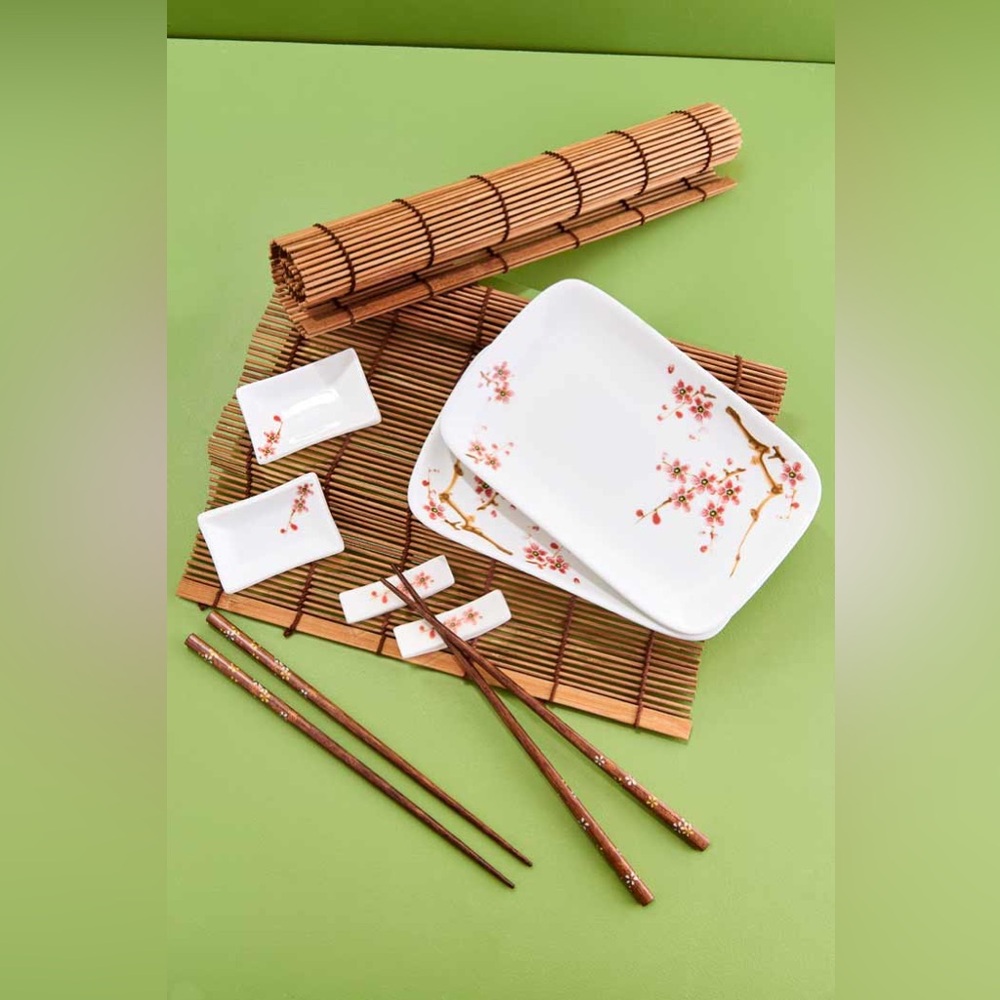 Earthbound Cherry Blossom Sushi Set for 2, NWT 🌸 🍱 🥢